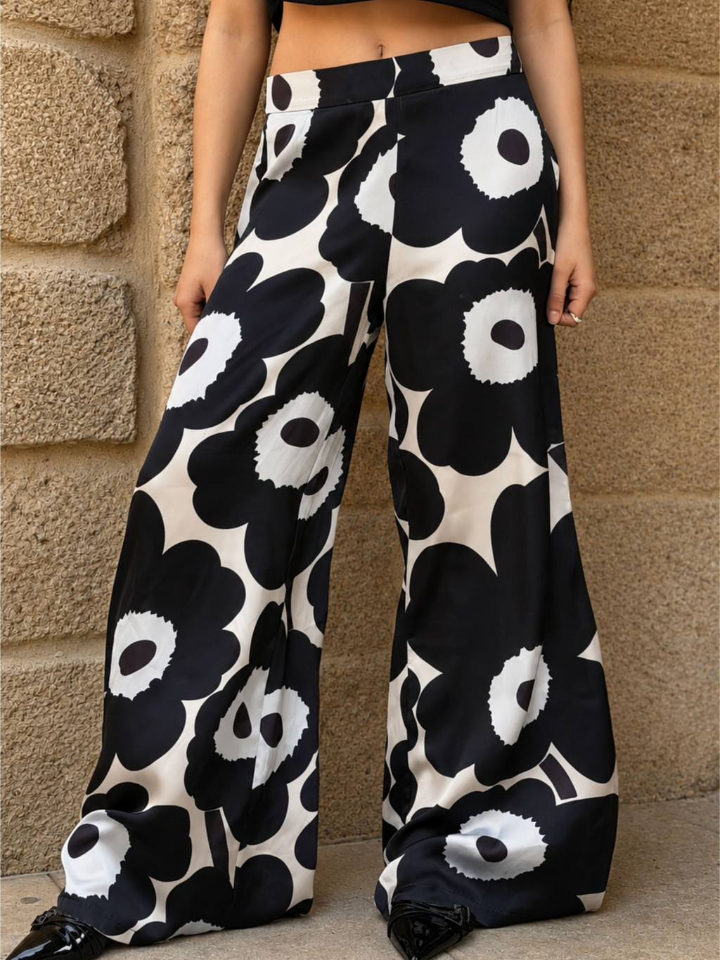 NOIR Pant – Bold Floral Monochrome