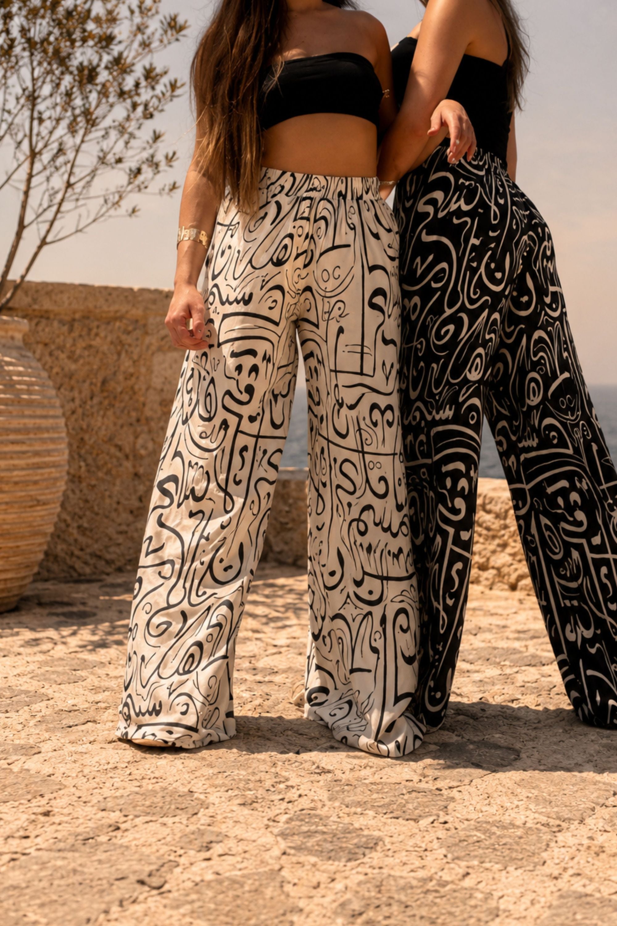Script — White Printed Pants